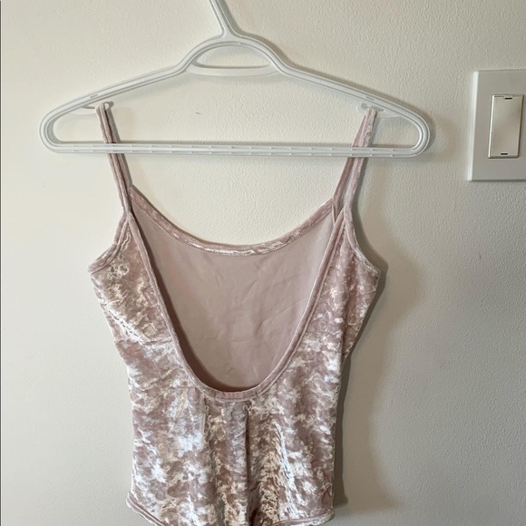 Velour low back bodysuit - Picture 2 of 2